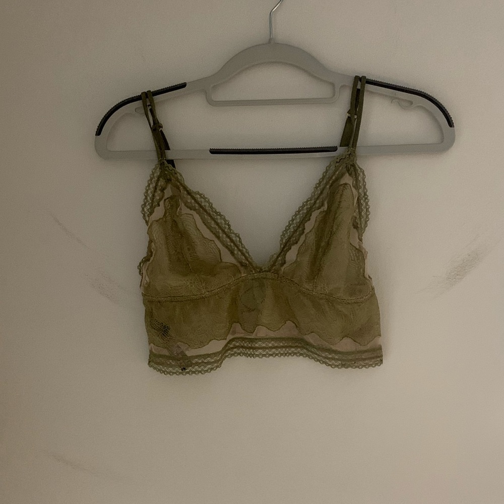 Victoria’s Secret bralette